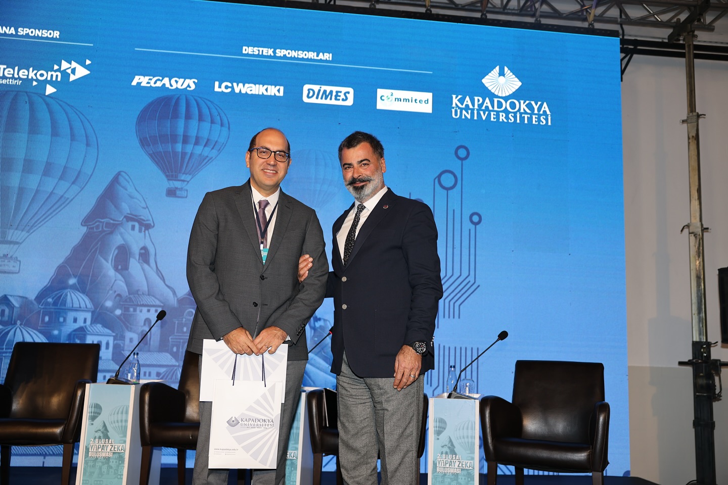 BAŞKAN BUL, YAPAY ZEKA KONFERANSINA KATILDI