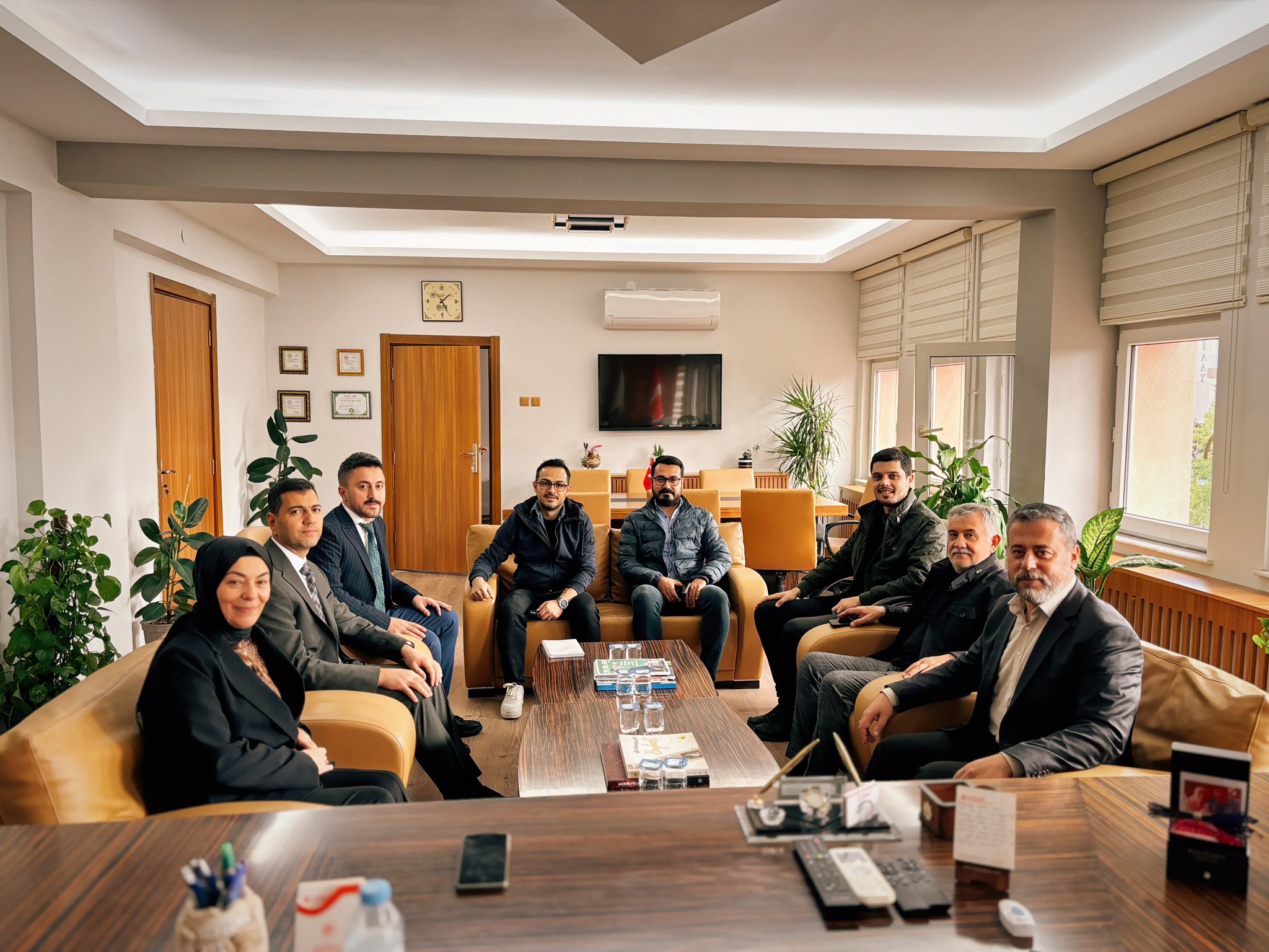 AK Parti Milletvekili Özgün, Altınörs ve Memiş ile Geniş Kapsamlı Toplantı Yaptı