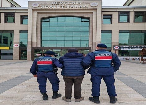 KESİNLEŞMİŞ HAPİS CEZALARI NEDENİYLE ARANAN 10 KİŞİ YAKALANIP  TUTUKLANDI