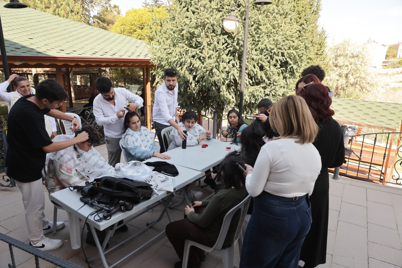 Nevşehir’de Özel İnsanlara Saç ve Sakal Bakımı