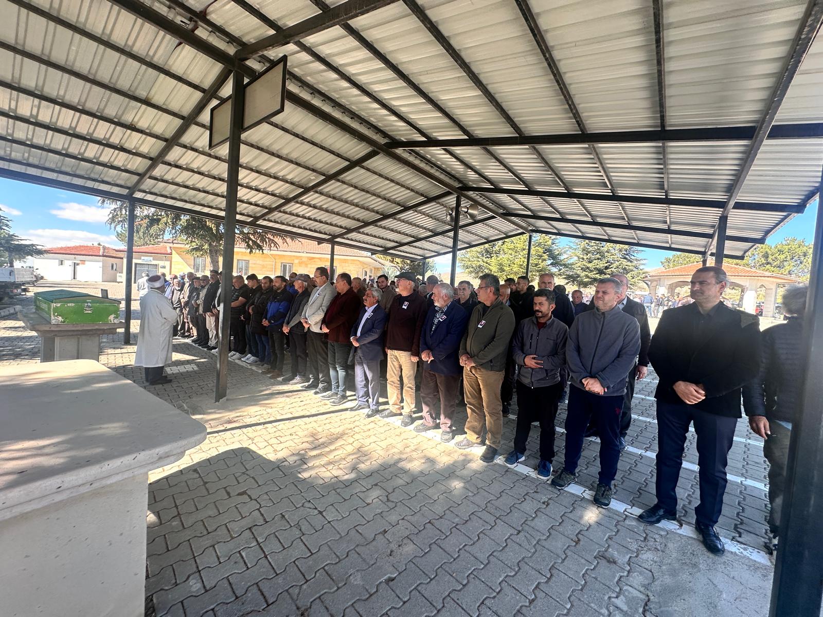 Avanoslu Zeki Top, Toprağa Verildi