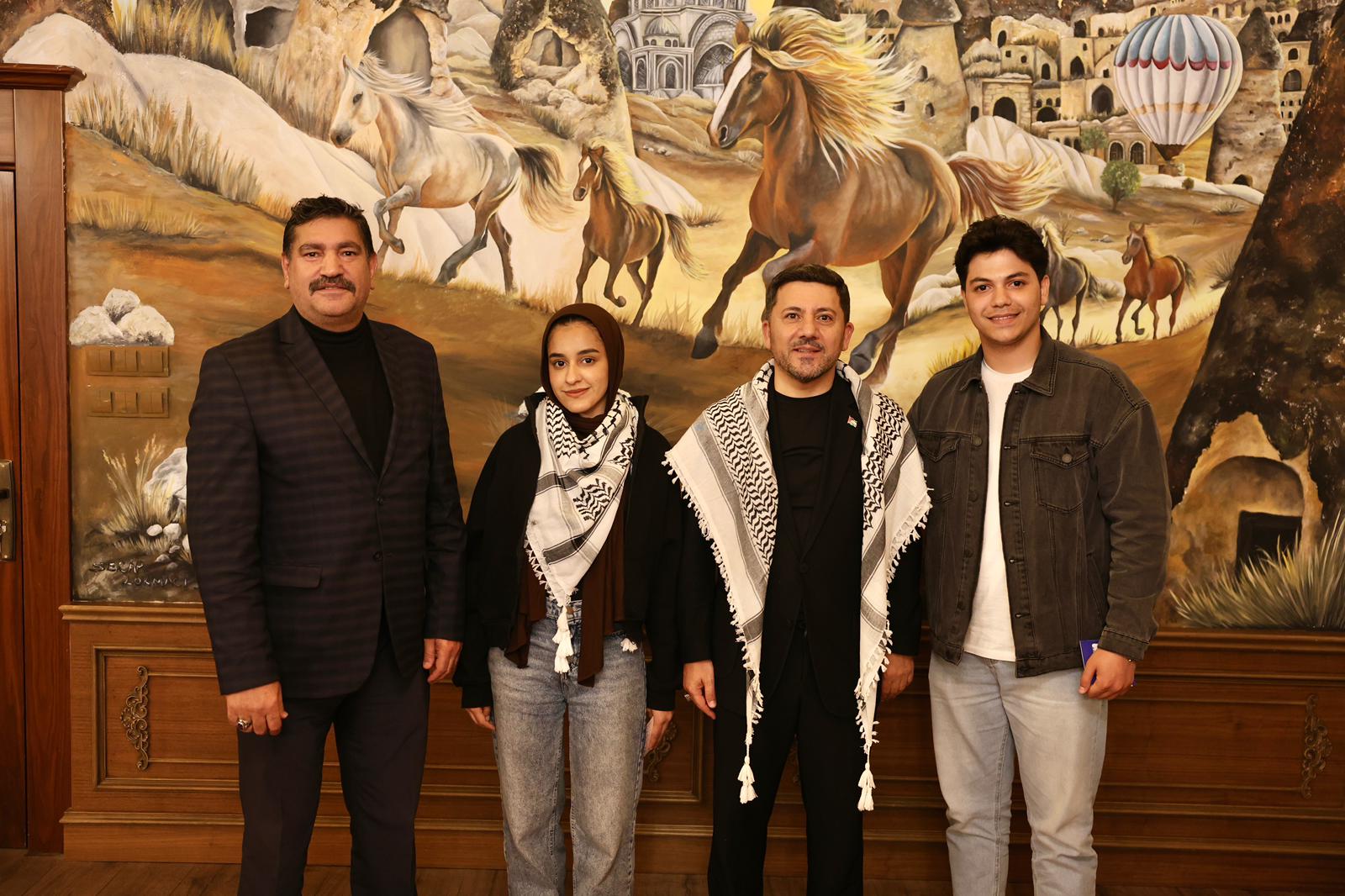 Filistinli Öğrencilerden Başkan Arı’ya Özel Teşekkür