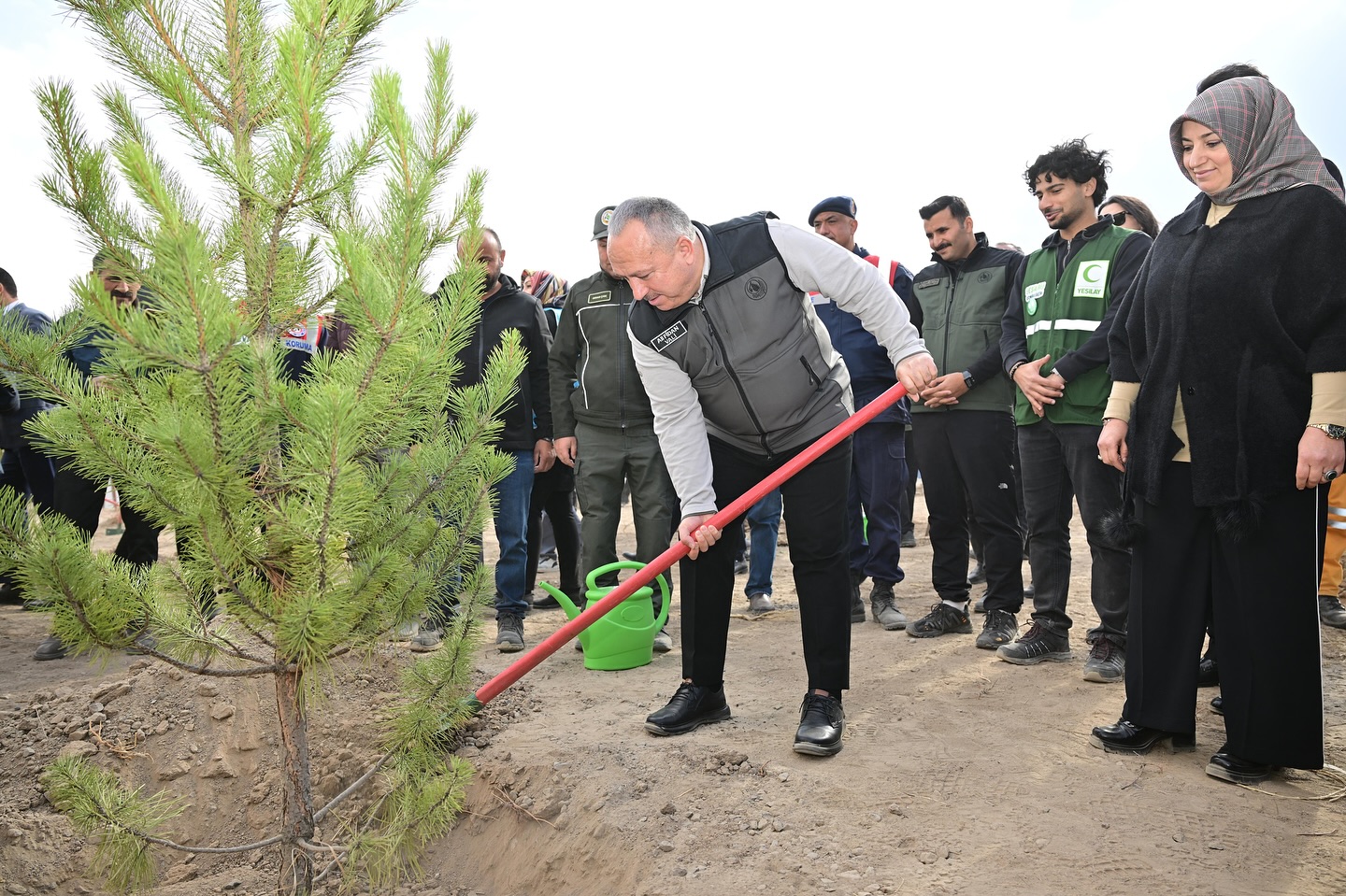 Millî Ağaçlandırma Günü’nde Binlerce Fidan Toprakla Buluşturuldu