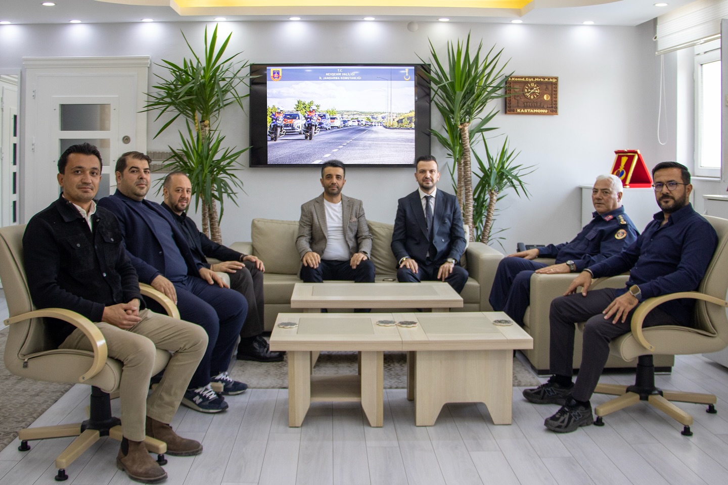 NESİAD BAŞKANI ERTAŞ VE YÖNETİM KURULU ÜYELERİNDEN ÇELİK’E HAYIRLI OLSUN ZİYARETİ