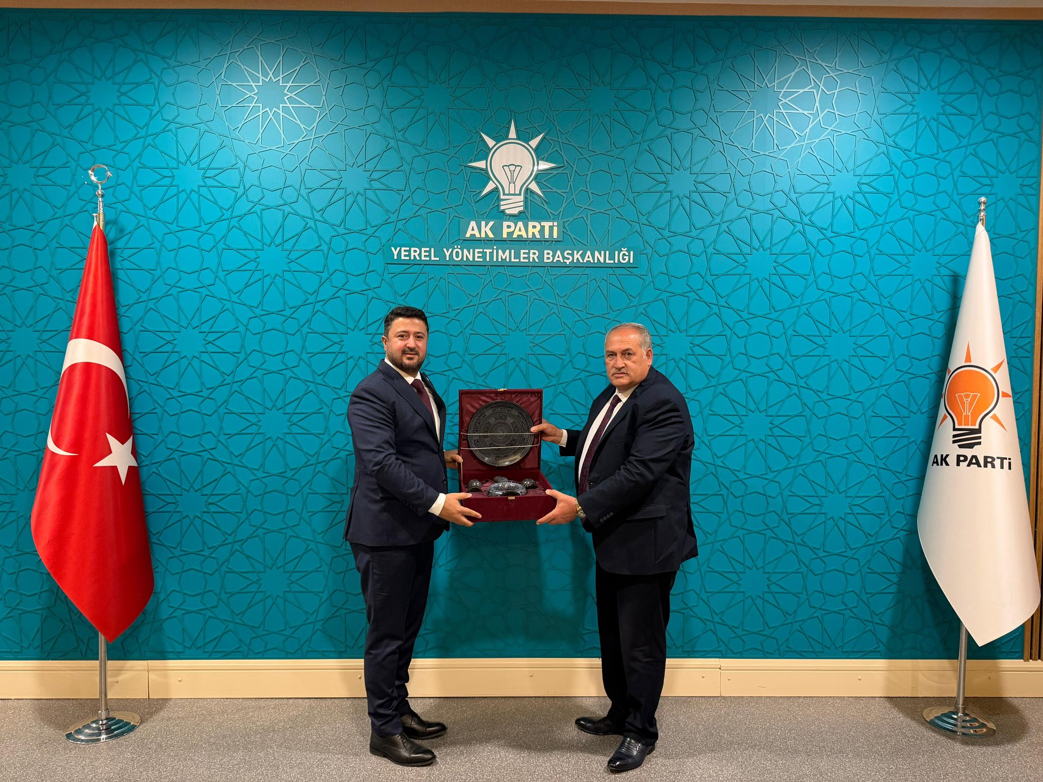 Yazıhüyük Belediye Başkanı Demirdelen, Özgün ve Çamlışkan’ı Ziyaret Etti