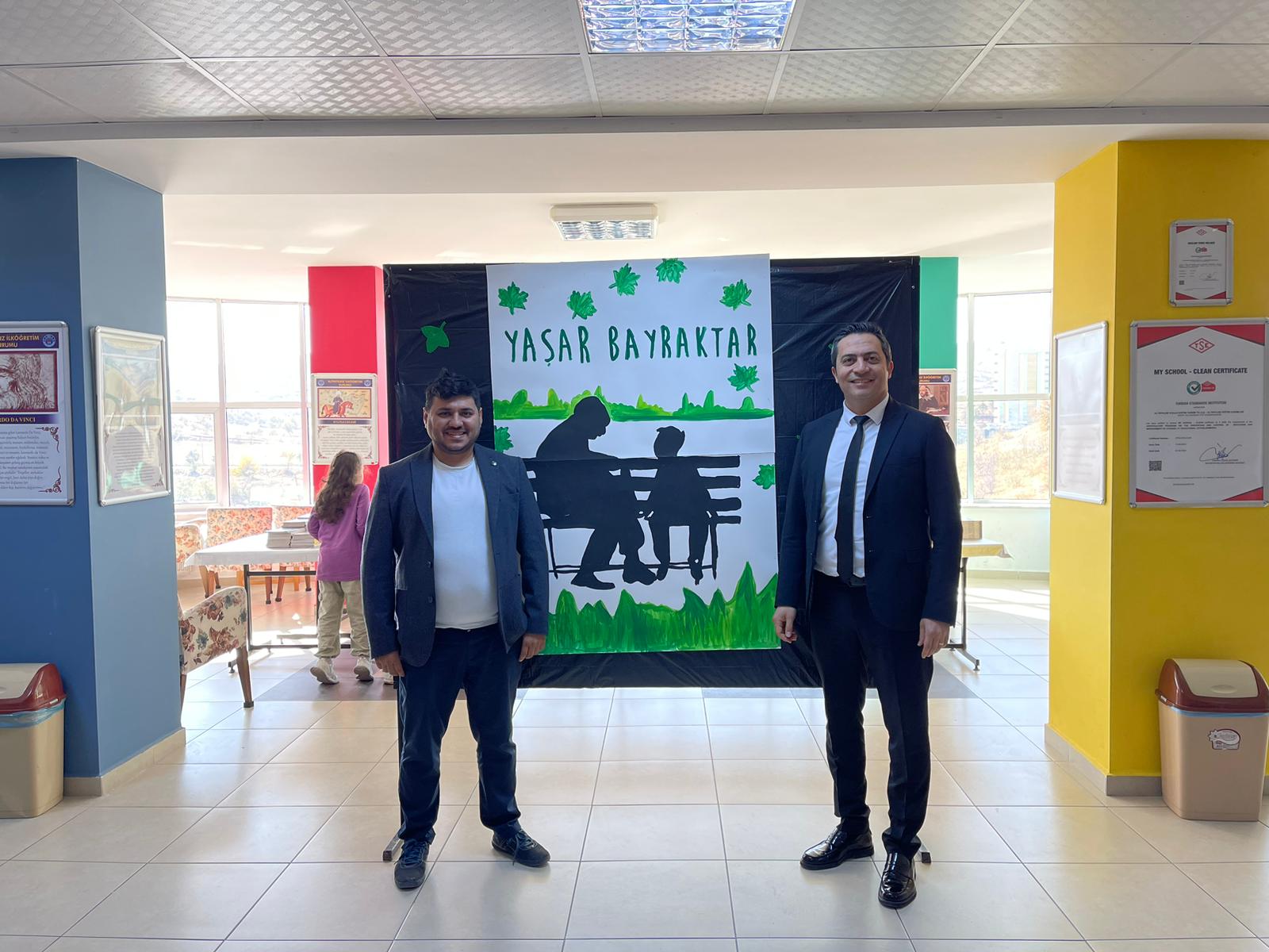 ALTINYILDIZ EĞİTİM KURUMU’NDA KİTAP ŞENLİĞİNİN İLK KONUĞU YAZAR YAŞAR BAYRAKTAR OLDU