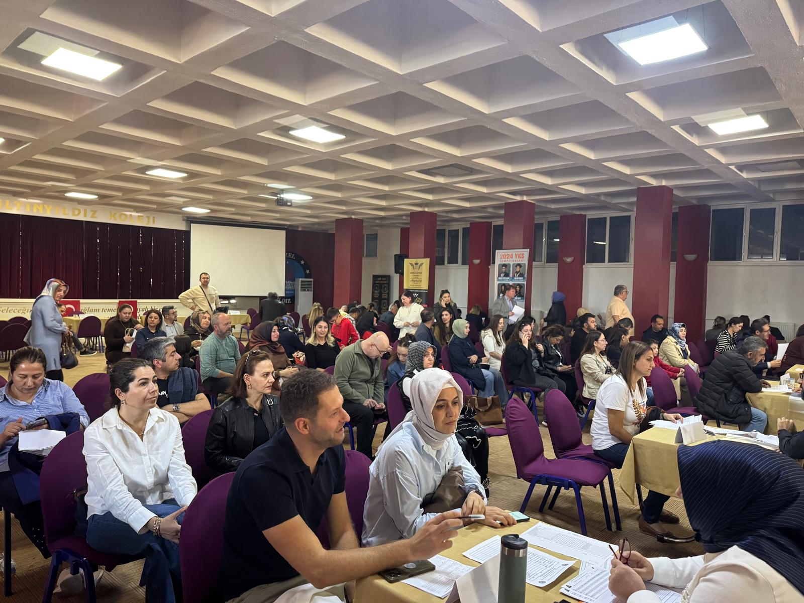 ALTINYILDIZ EĞİTİM KURUMLARI FEN VE ANADOLU LİSESİNDE 2. VELİ BİLGİLENDİRME TOPLANTILARI DÜZENLENDİ